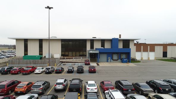 Magnavox Way Corporate Center: 1700 Magnavox Way, Fort Wayne, IN 46804